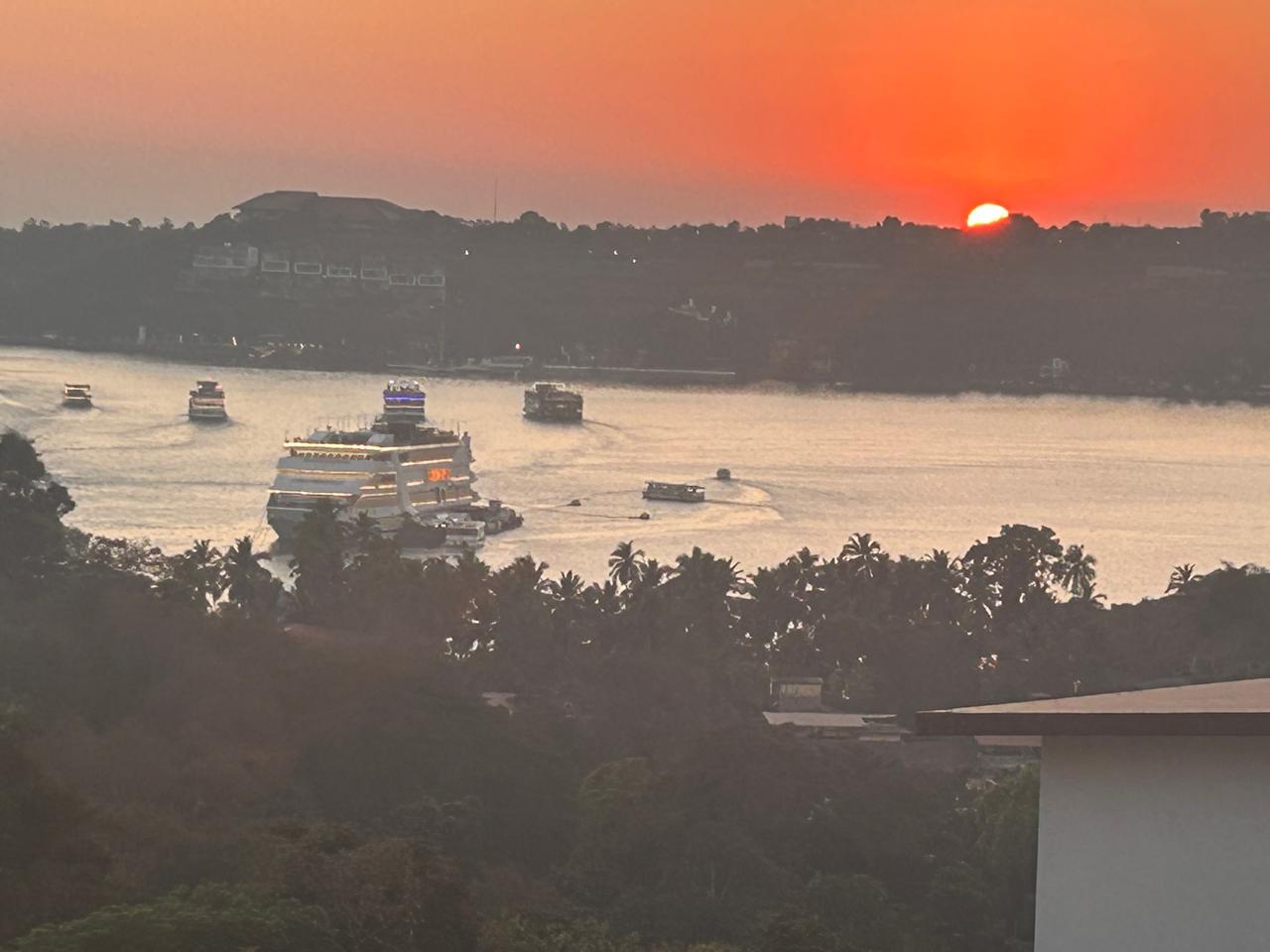 7 BHK Villa Reis Magos